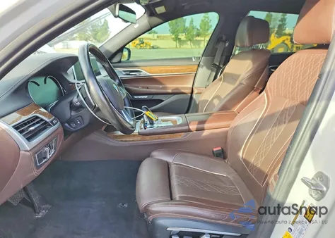 2017 BMW 750 Xi z USA, uszkodzony, nr VIN WBA7F2C34HG423193